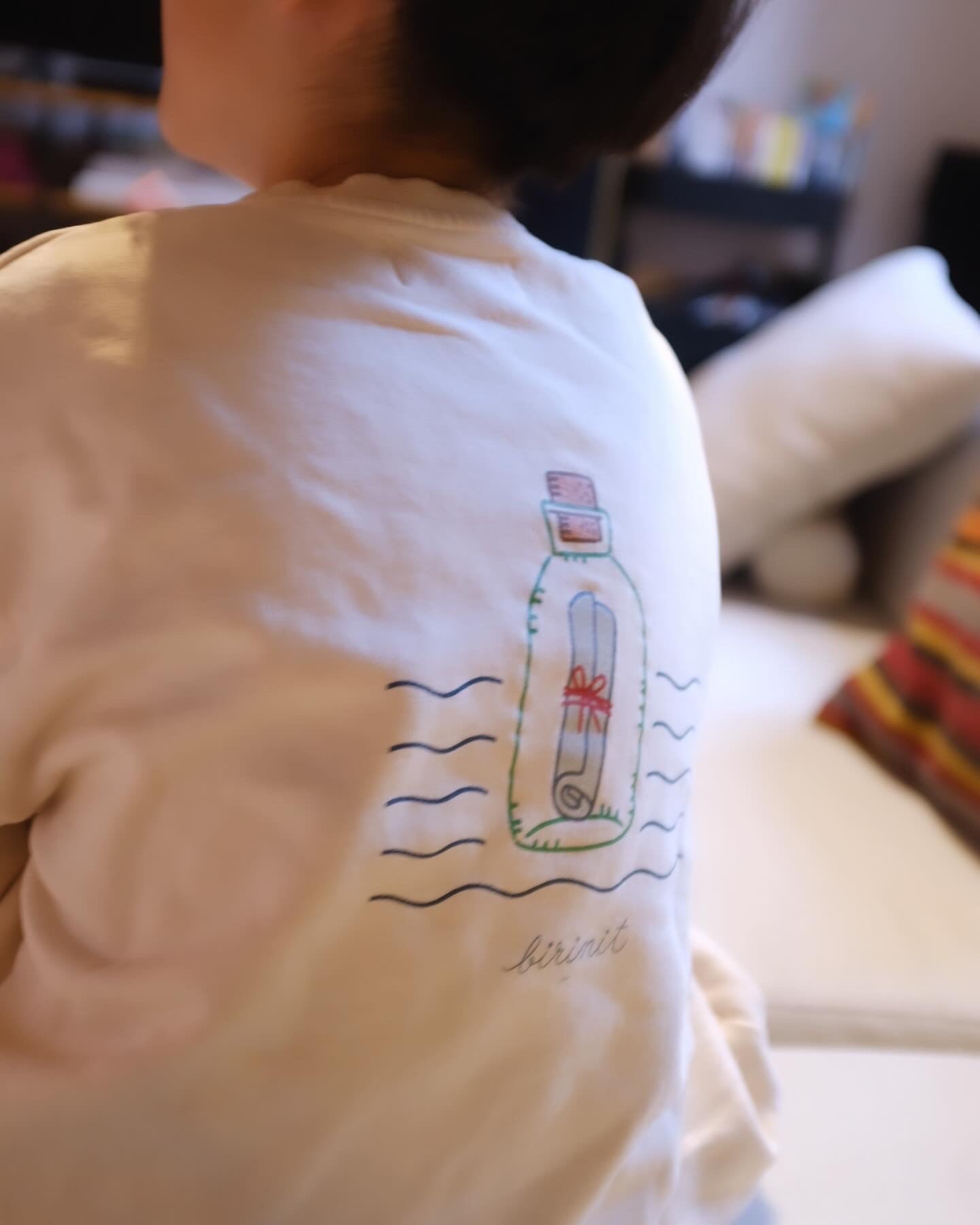 Message in the bottle sweater